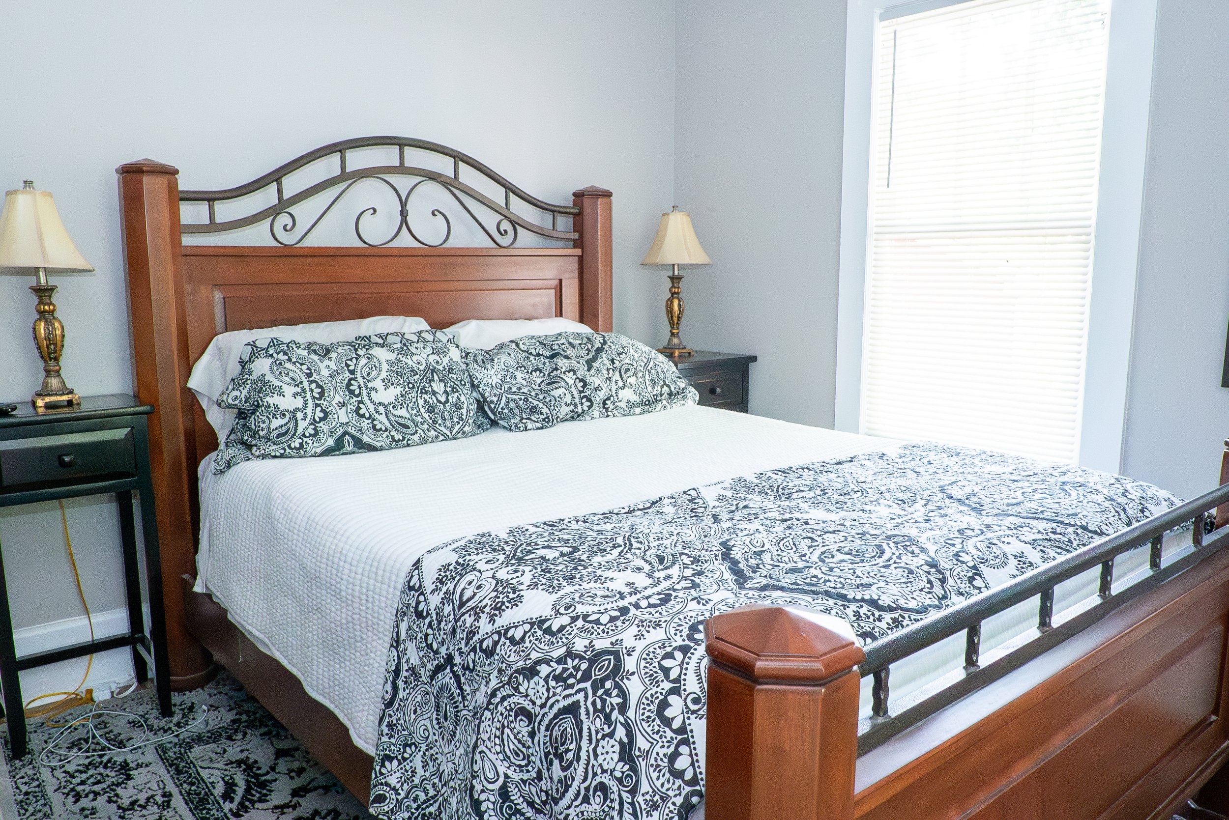 primary bed 2.jpg