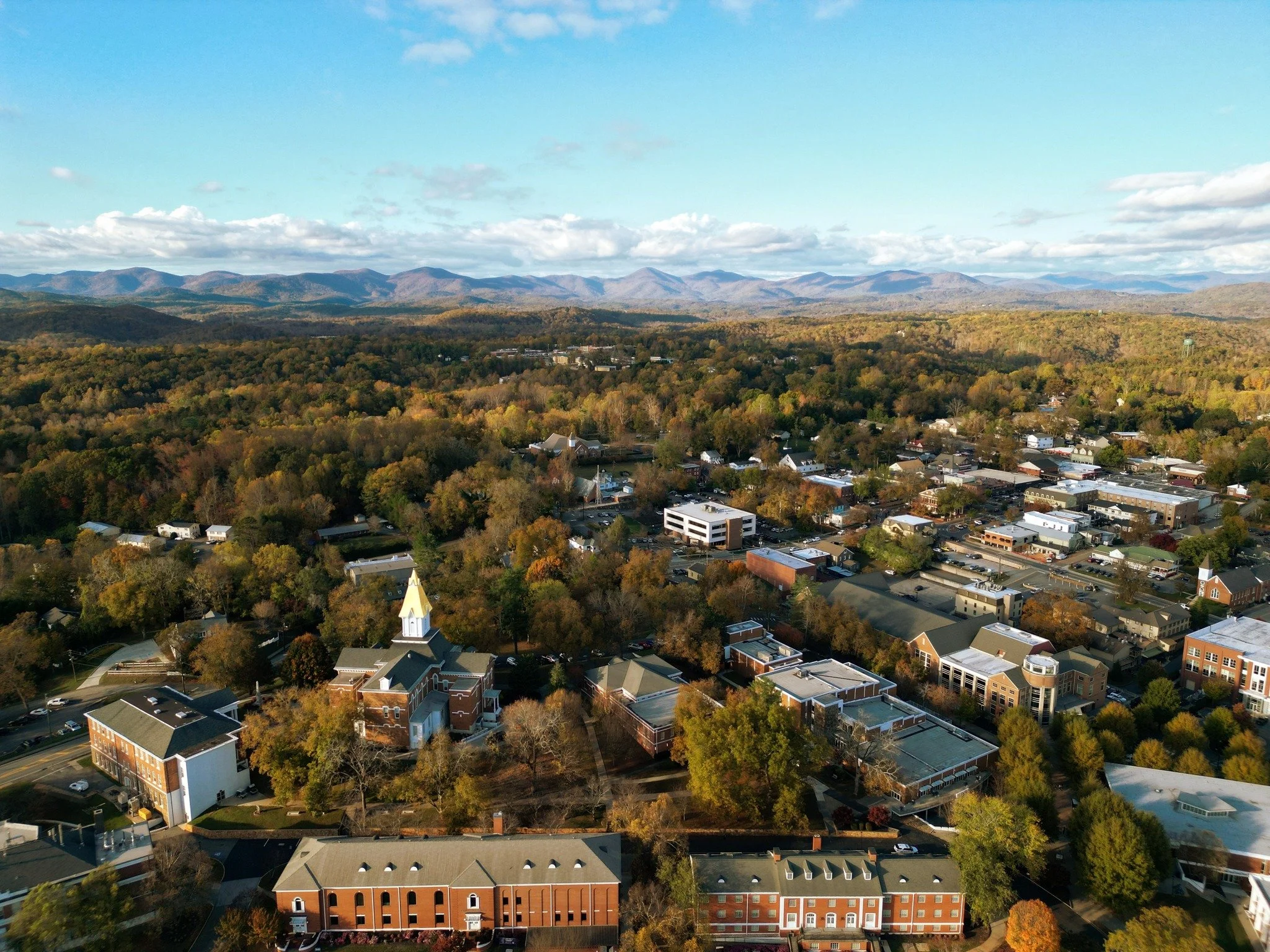 Hotel and B&B stay in downtown Dahlonega near filming locations