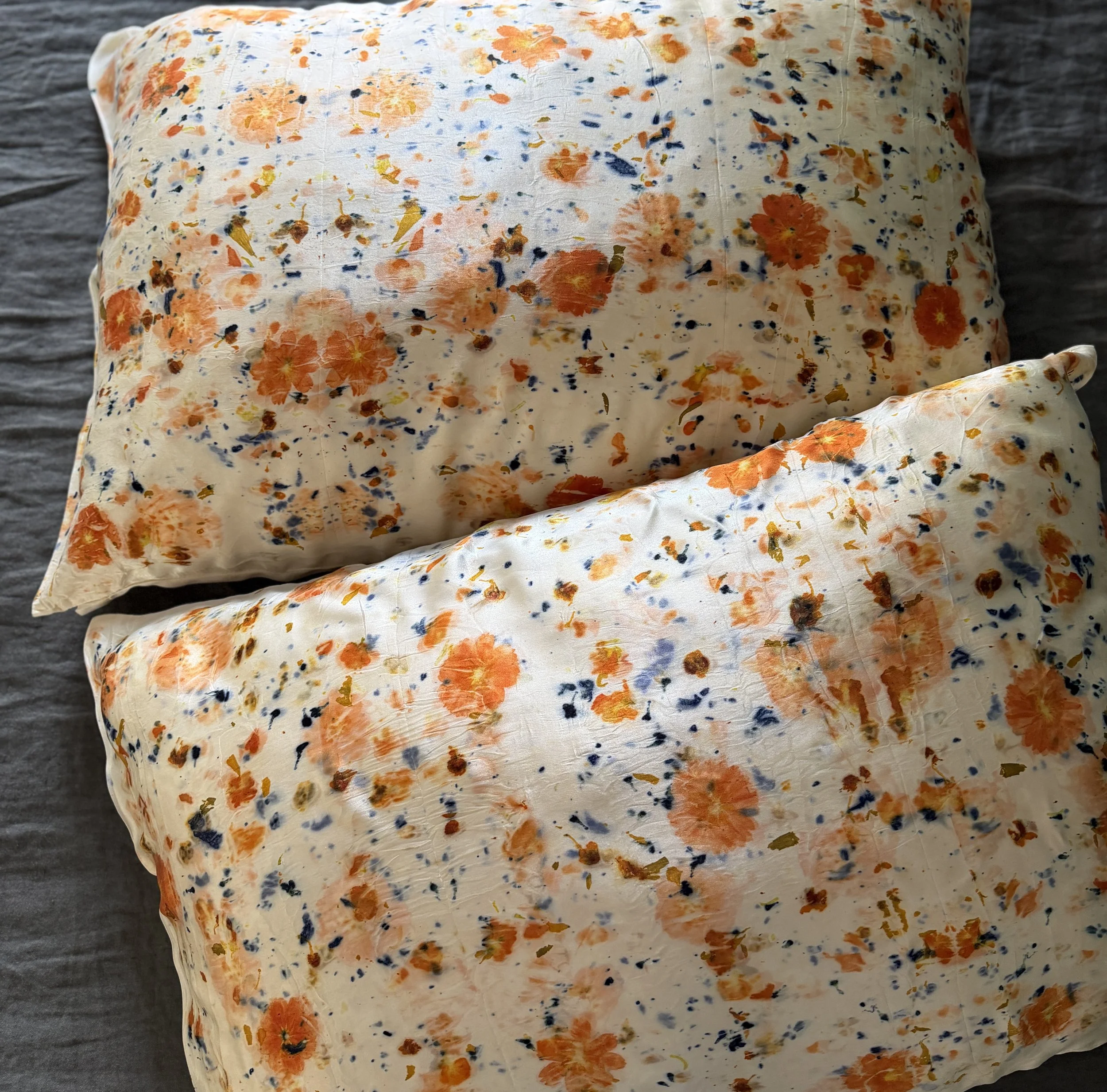 Lux Botanica Silk Pillowcase Set