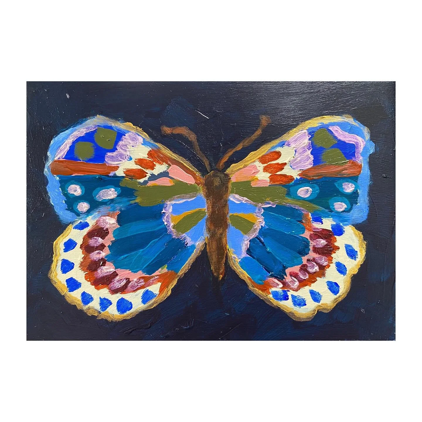 Hey everyone! I recently posted a new blog about my latest obsession: butterflies and moths!🦋💘🦋 Follow the link in my bio to read it and send me a dm with your email address if you want to receive the occasional studio update!
.
.
.
.
.
#ontheease