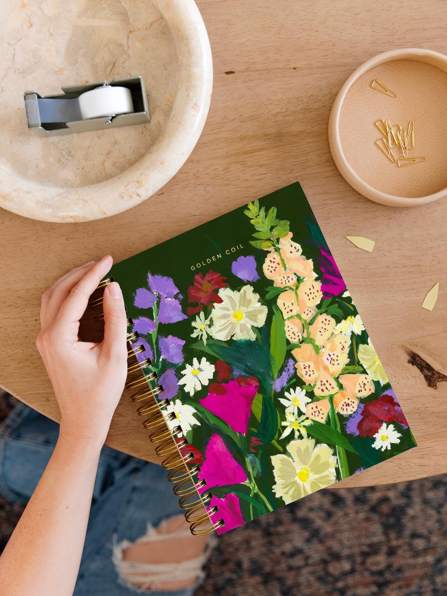 This is my first time I&rsquo;m submitting a design to the @golden.coil planner design contest! I chose this gouache nighttime garden scene I originally painted in my sketchbook bc I love the bright yet moody feel of the painting.✨🌺🌚 thank you to m