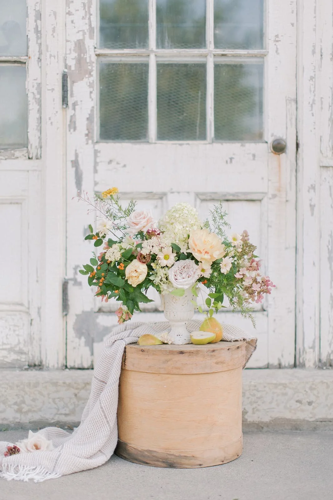 Twig & Bloom in Victoria specializes in creating stunning, elegant flowers for weddings, events, and everyday moments. We also offer meaningful bereavement arrangements and interactive flower workshops, ensuring each design reflects artistry, sophist