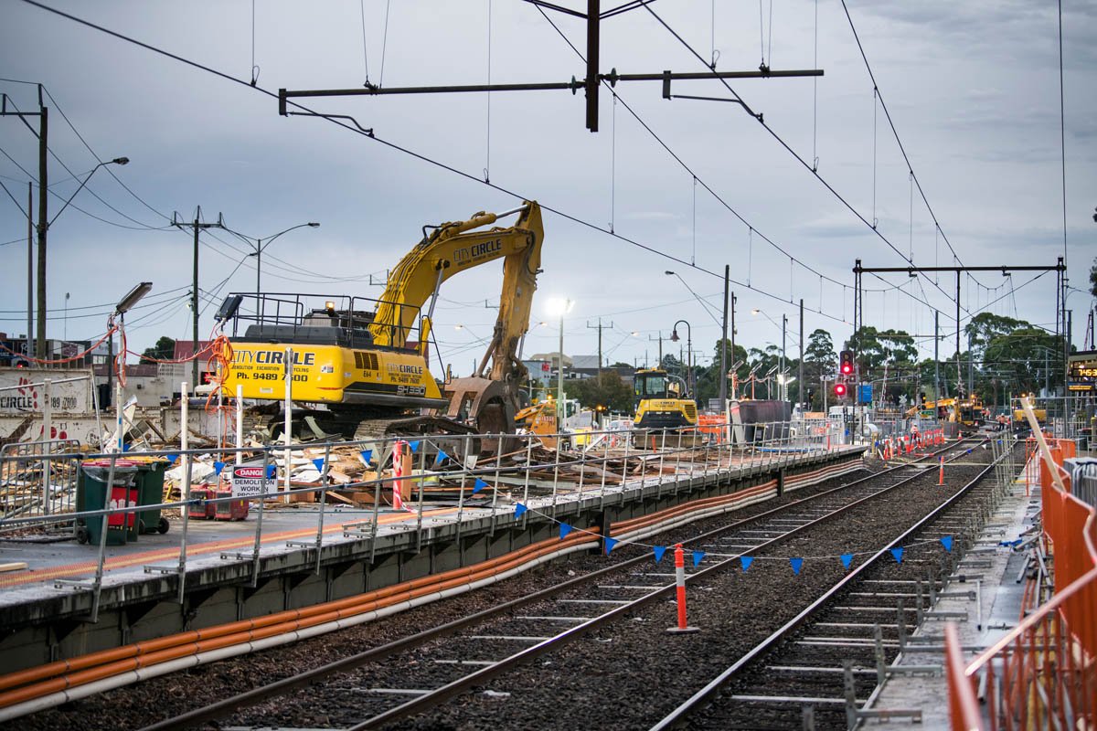 Level-crossing.jpg