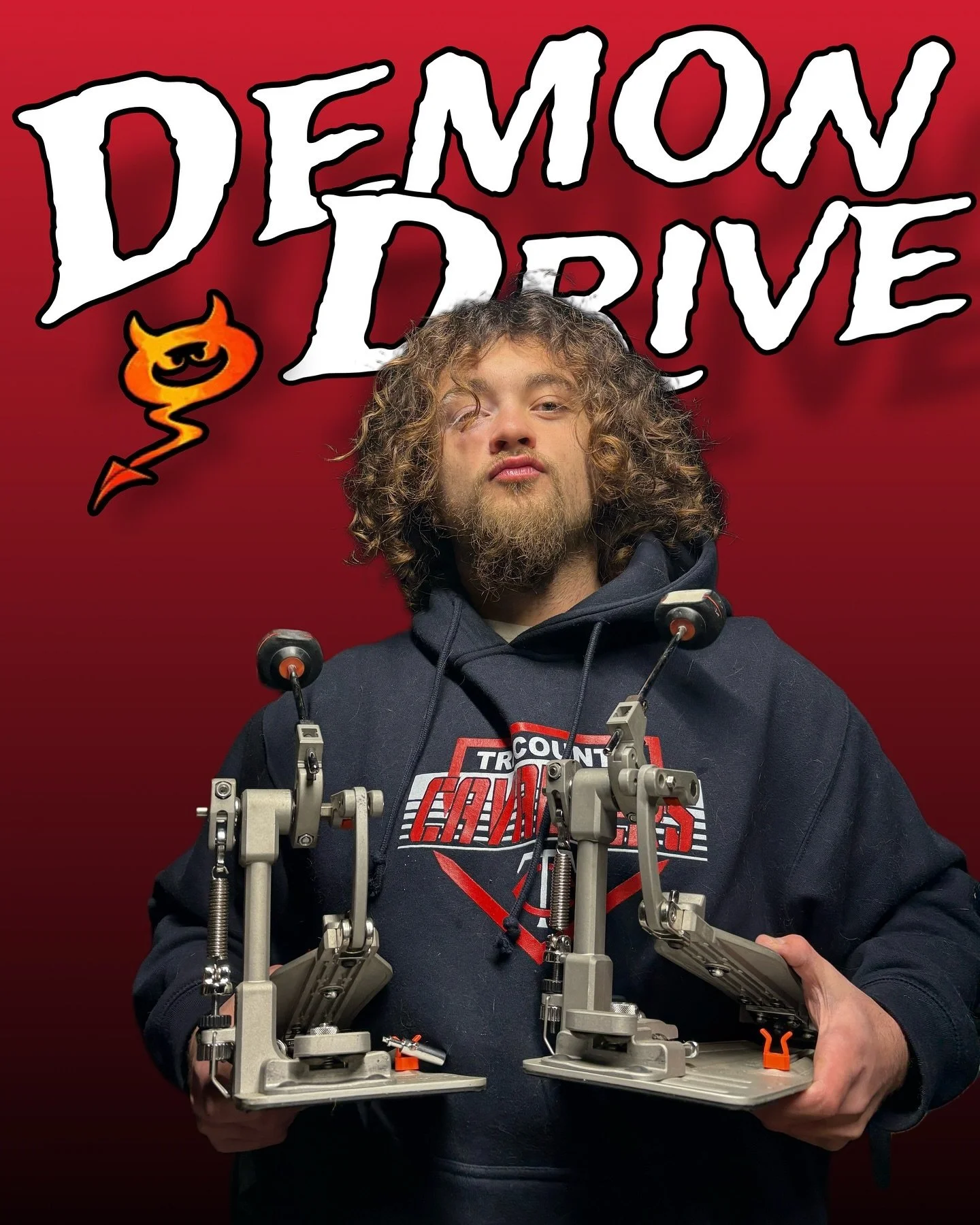 Upgrades for the new season of Salivus await. Increased ferocity, blinding speed, and utter power will be showcased, as Ahyden displays his new pedals. LET’S THRASH! ⚡️
🤘☠️
Any fellow Demon Drivers out there? 
☢️
.
.
.
.
#heavymetal #headba