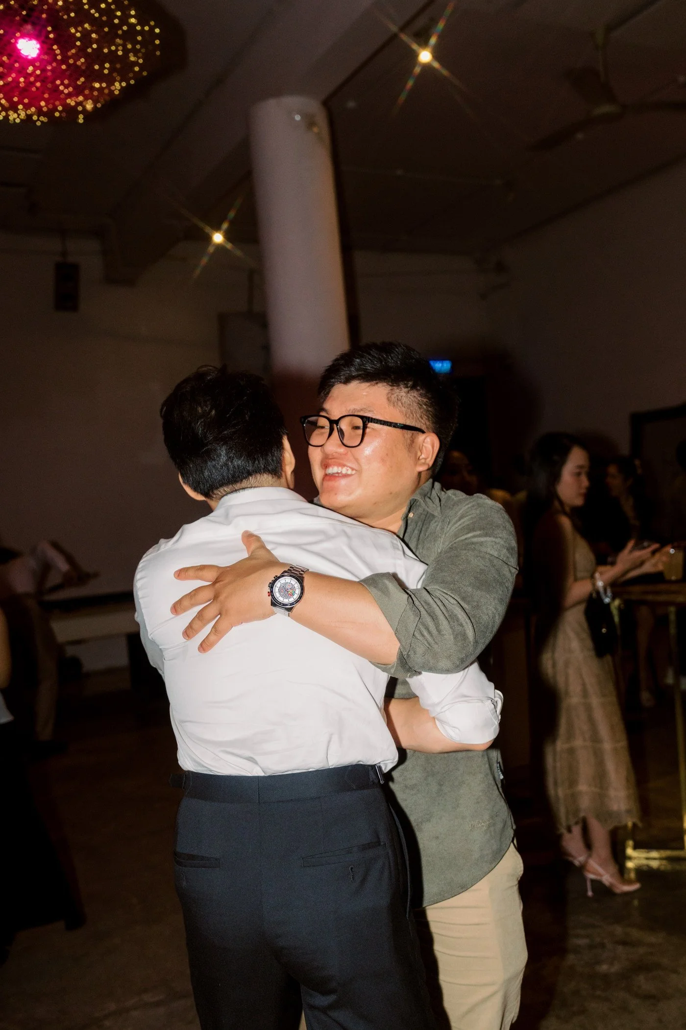 002_afterparty_weddingday_documentary_candidmoments_chithanh_chithanhgraphie.JPG
