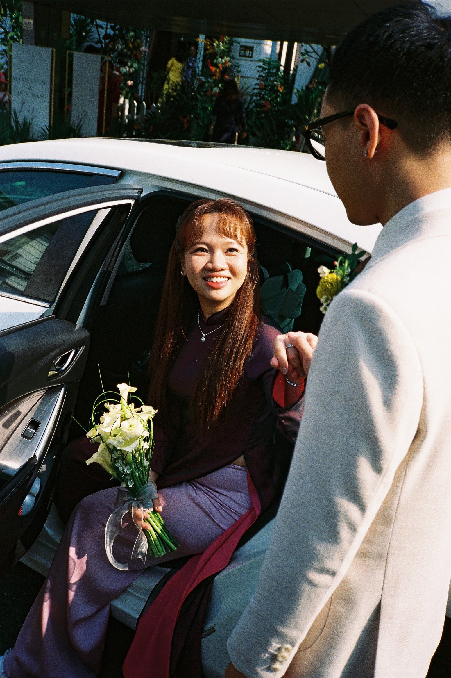 030_PHONGSUCUOI_CANDIDFILM_WEDDINGONFILM_VIETNAMPHOTOGRAPHER_WEDDINGPHOTOGRAPHER_CHITHANH_CHITHANHGRAPHIE.JPG