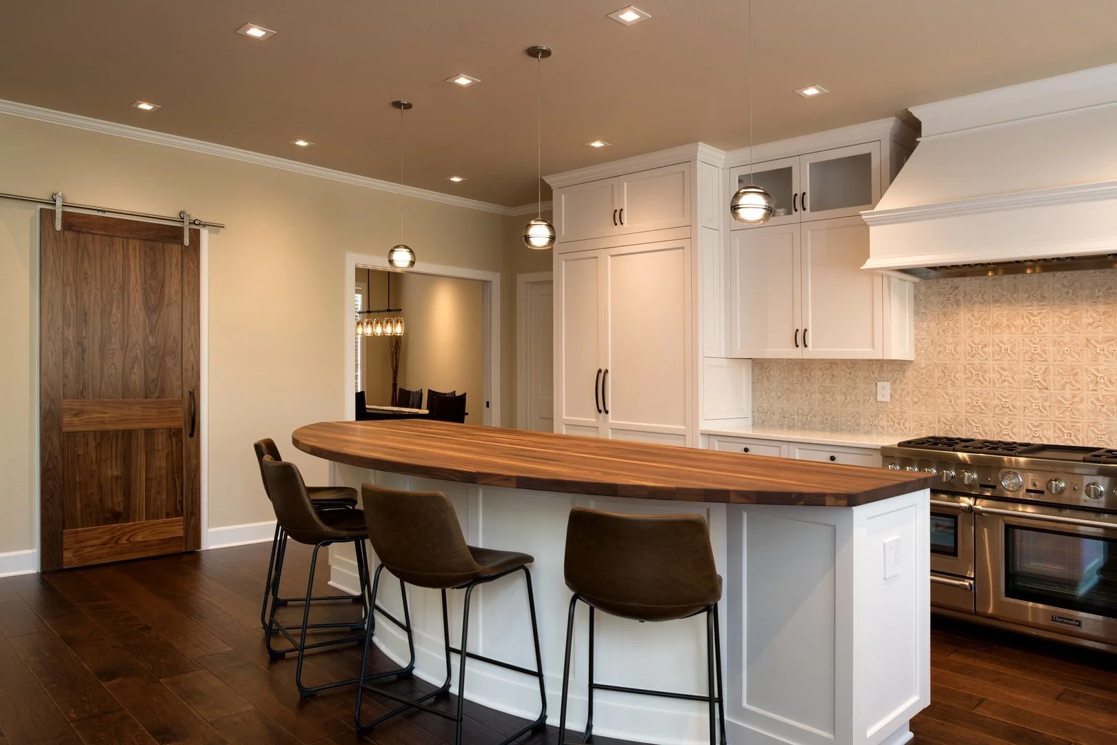 Timeless And Warm Kitchen Remodel by Hanson-Carlen Architecture & Construction project photo 4