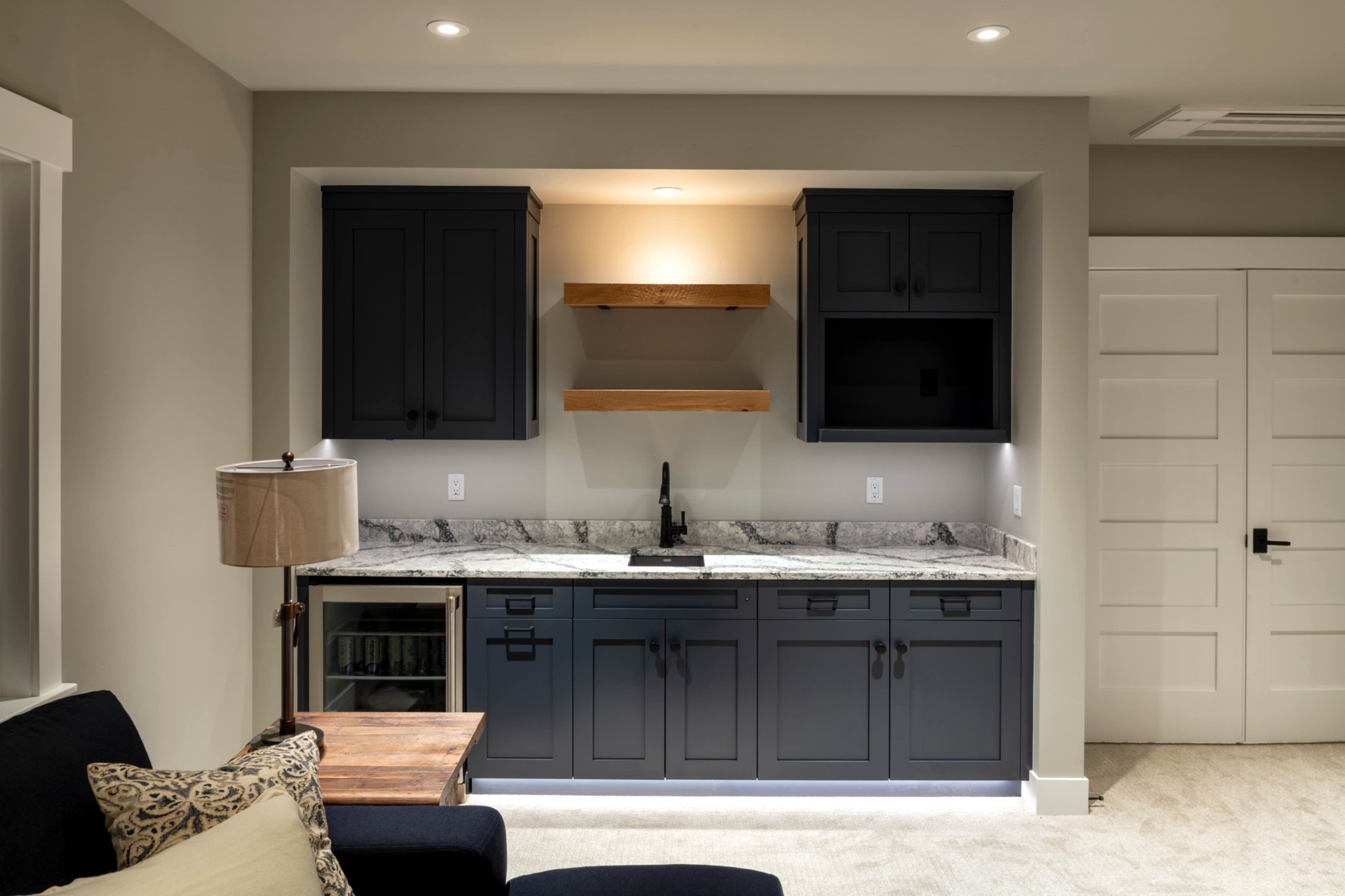 Wet bar in rec room