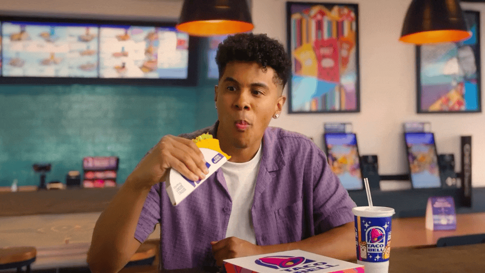 Decades Y2k Campaign