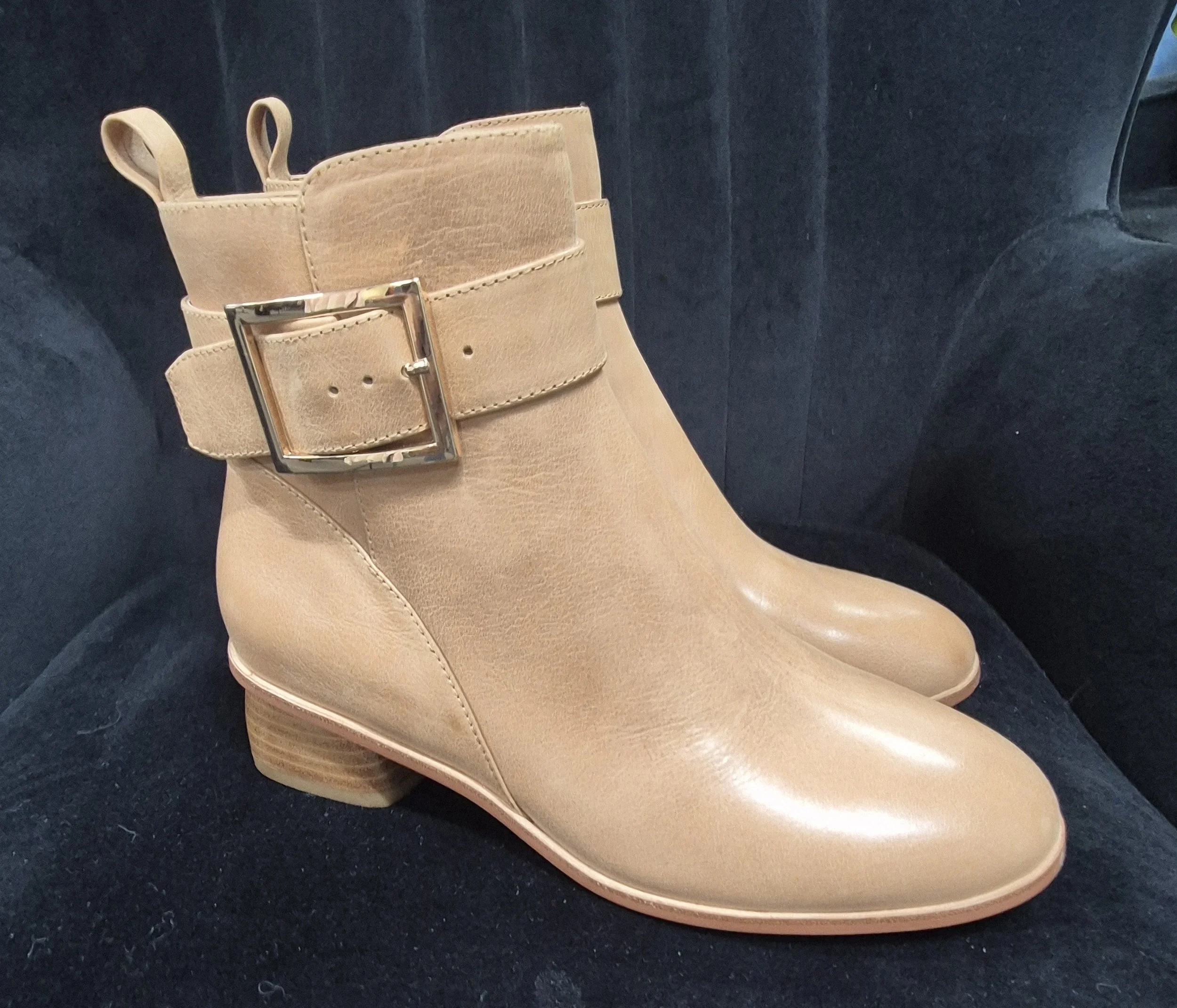 Henley Light Tan Boot