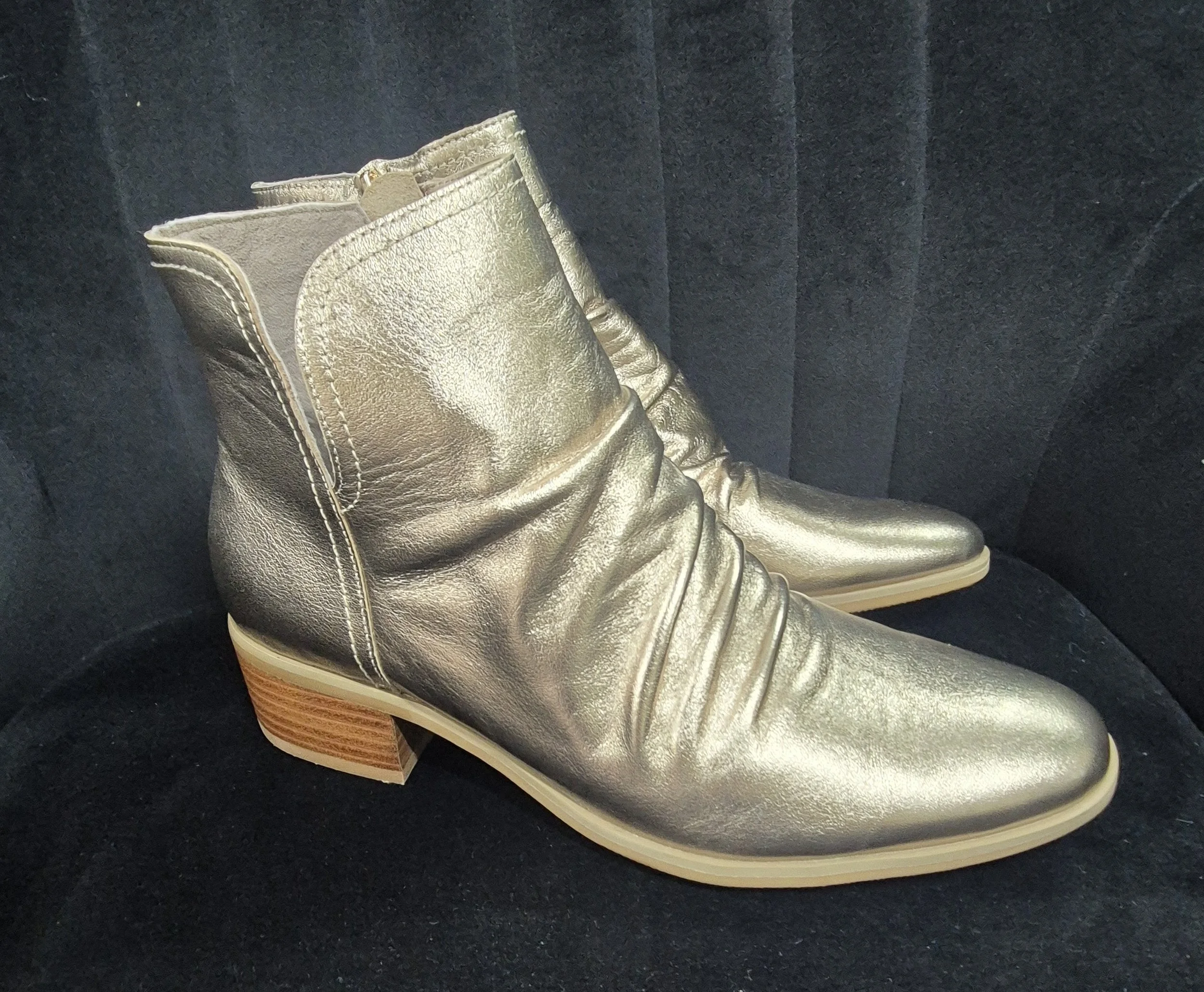 Isabella Gracie Champagn Boots