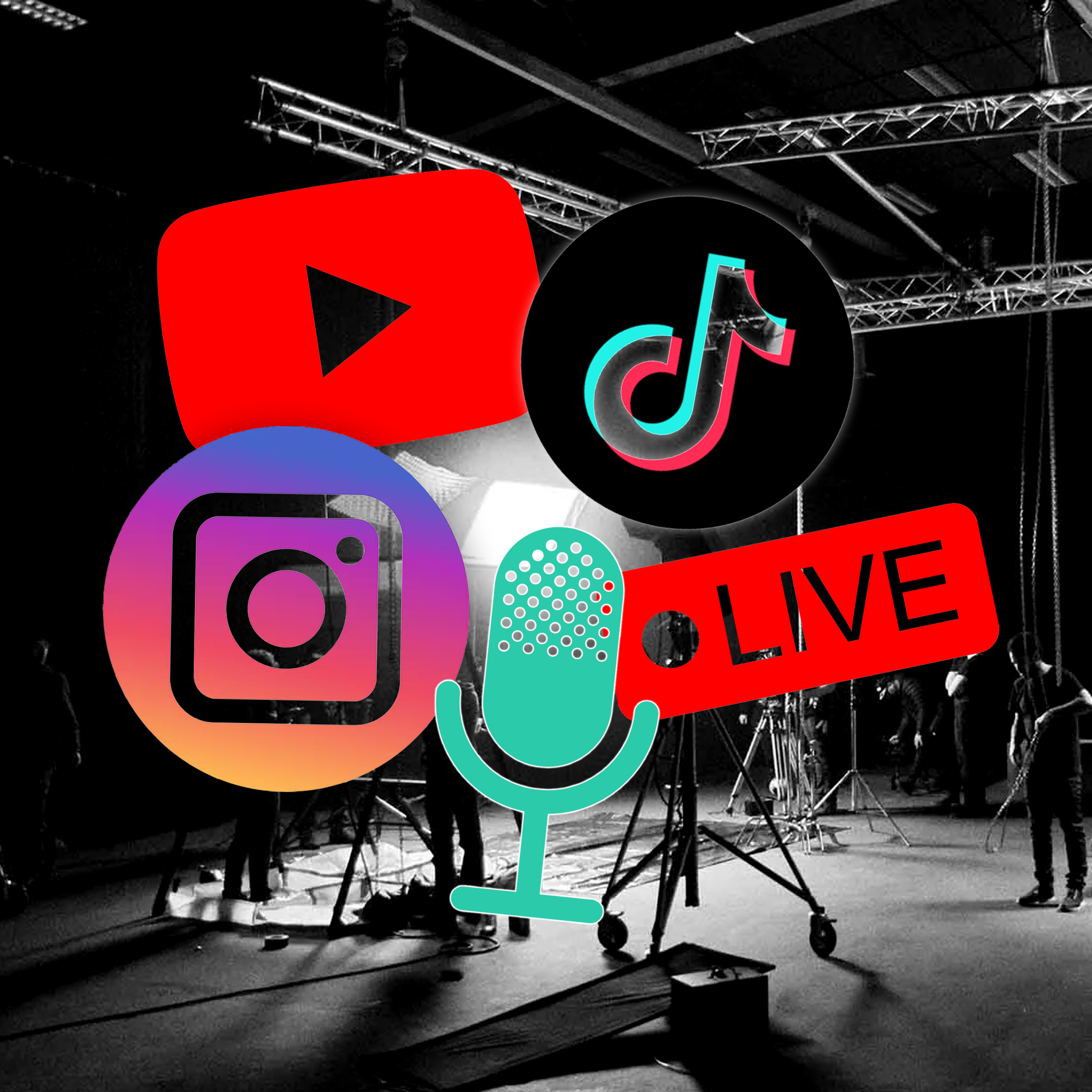 SOCIALS CONTENT