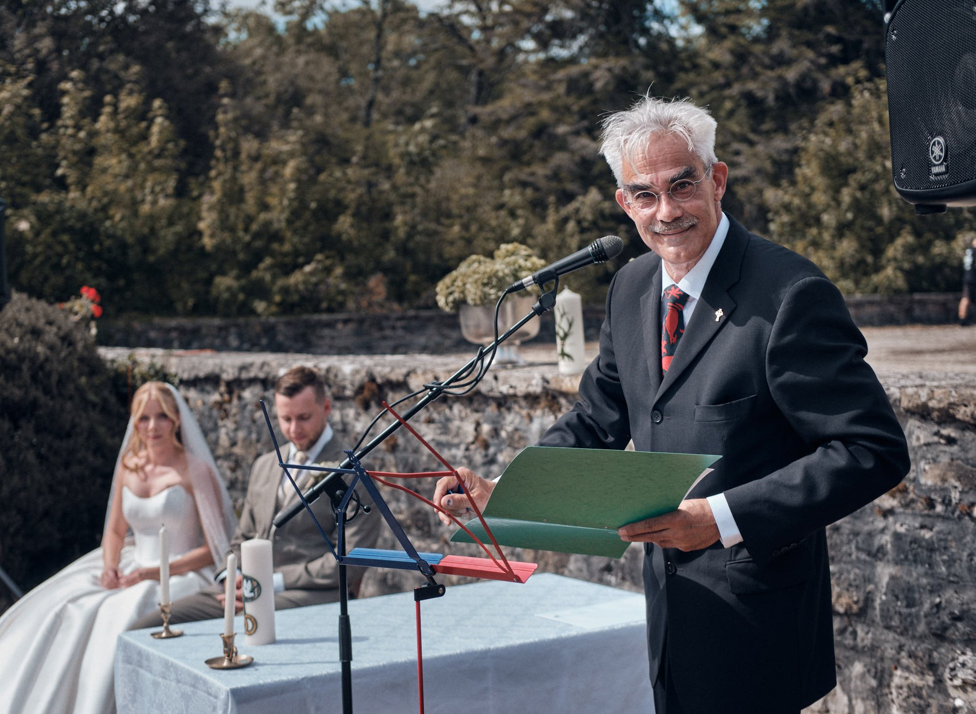 Discours cérémonie de mariage au Château de la Muyre dans le Jura