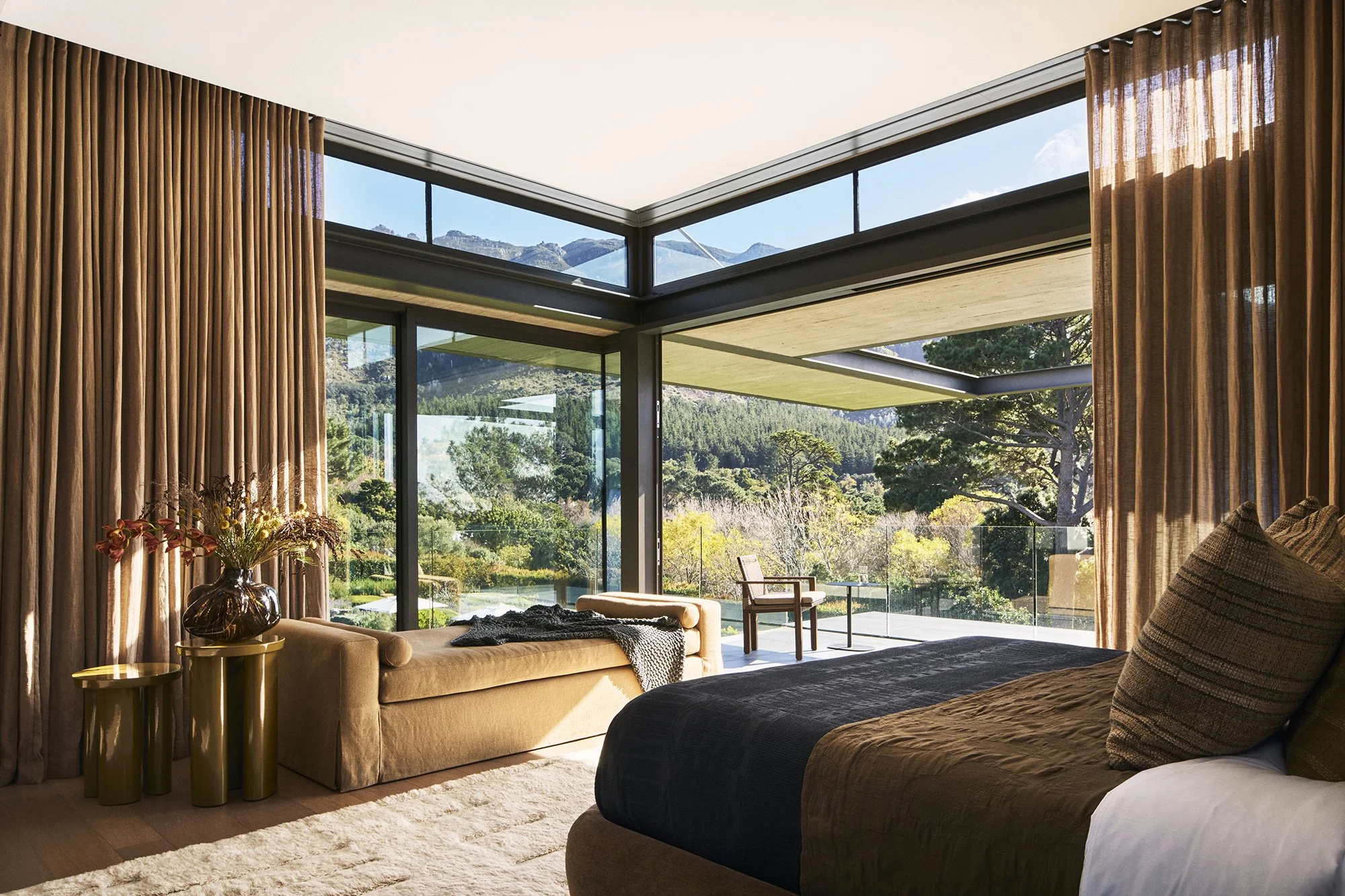 Ivan McCarthy_Villa Dawn_GibsonPhoto 20.jpg