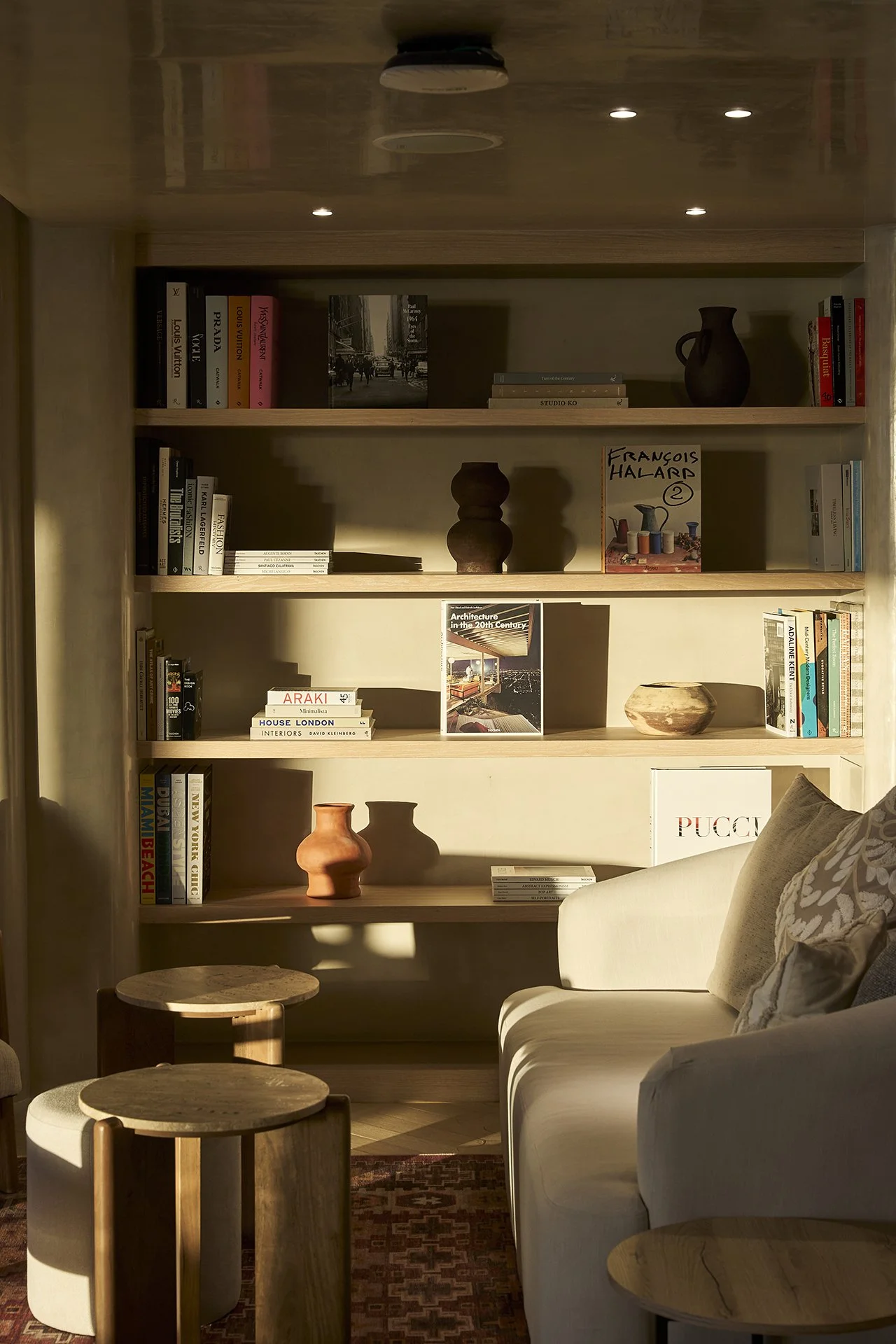 Omri_Dec2025_GibsonPhoto 64.jpg