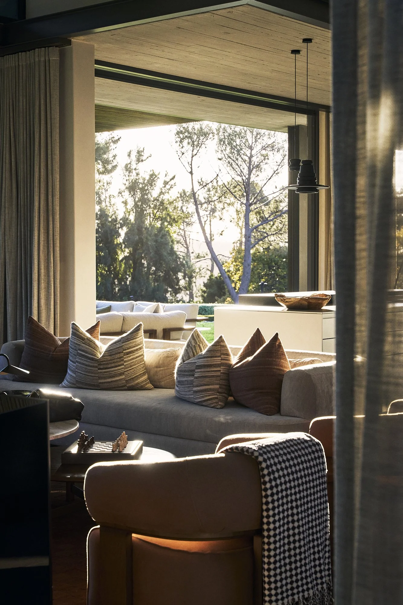 Ivan McCarthy_Villa Dawn_GibsonPhoto 1.jpg
