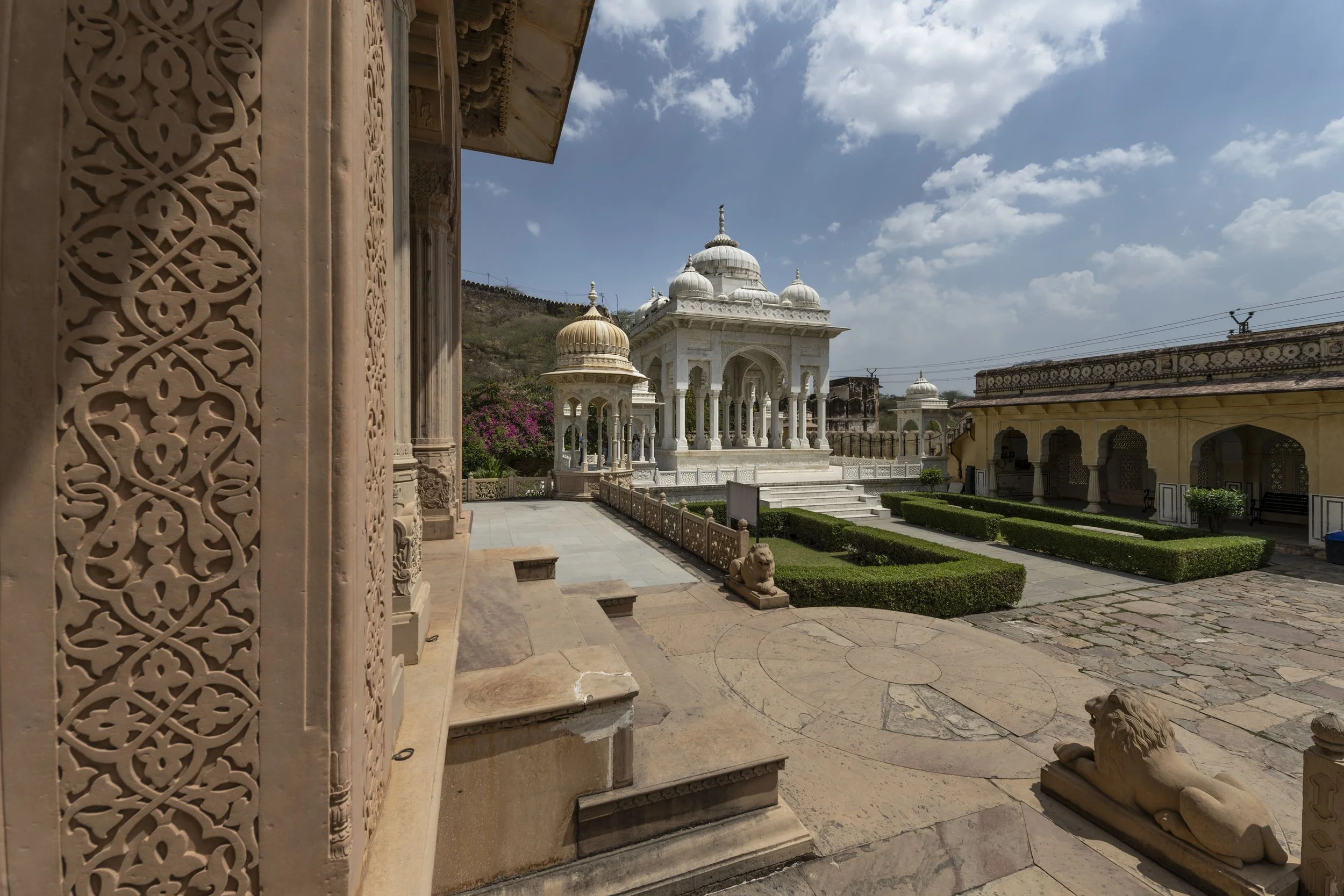 Gaitore Ki Chhatriyan