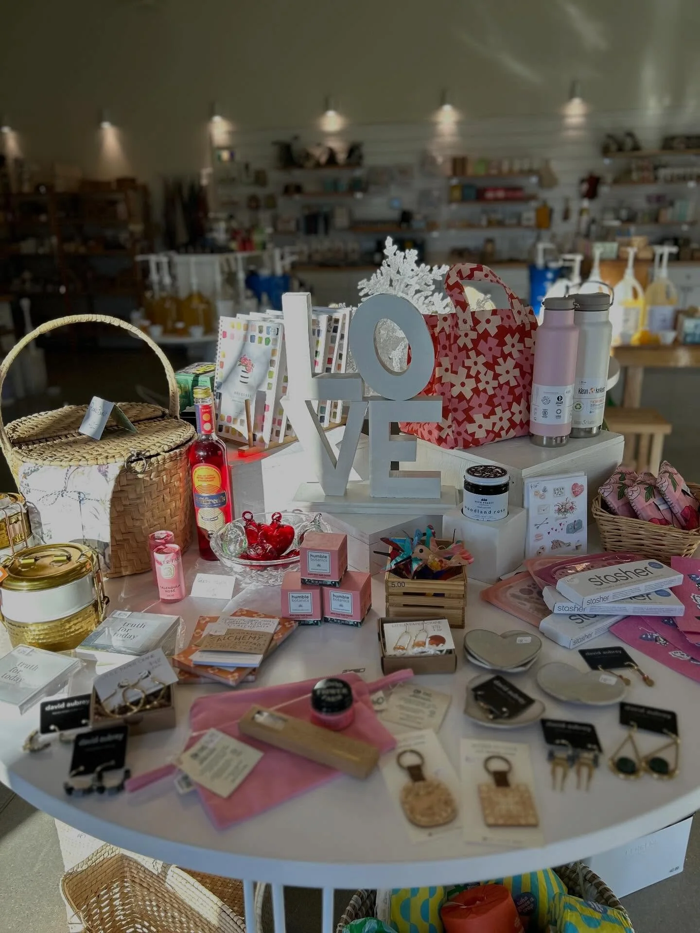 Regardless of how you typically feel about Valentine&rsquo;s Day, it feels like a good year to take a day to spread some love around. I&rsquo;ve also always enjoyed the excuse to put hearts on everything and wear pink, but I&rsquo;m a sucker for a th