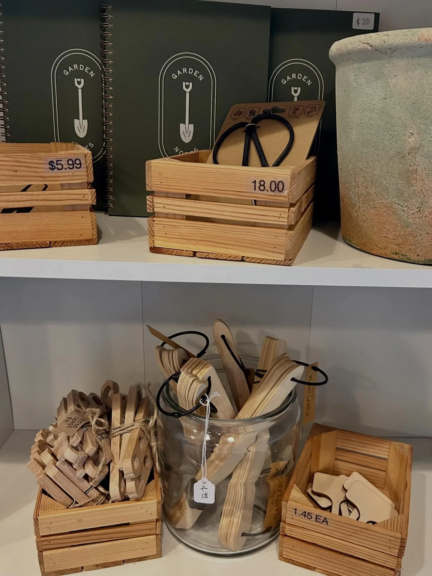 All of this rainy weather has me thinking about Springtime and that means GARDENING! Did you know we sell a variety of plastic free gardening supplies? From our plant labels to our herb snips, garden notes notebooks, seed saving packets, if you are e