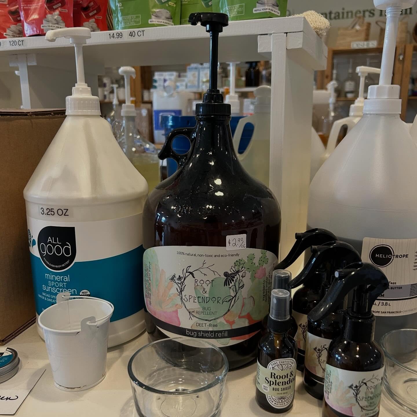 Did you know we refill our natural bug spray AND mineral SUNSCREEN 🧴 ☀️ 🐜 
Feel free to bring your own container or buy a prefilled bug spray to refill throughout the summer!!
Containers I recommend for sunscreen:
🌞Old face wash pump bottles
🌞Sil