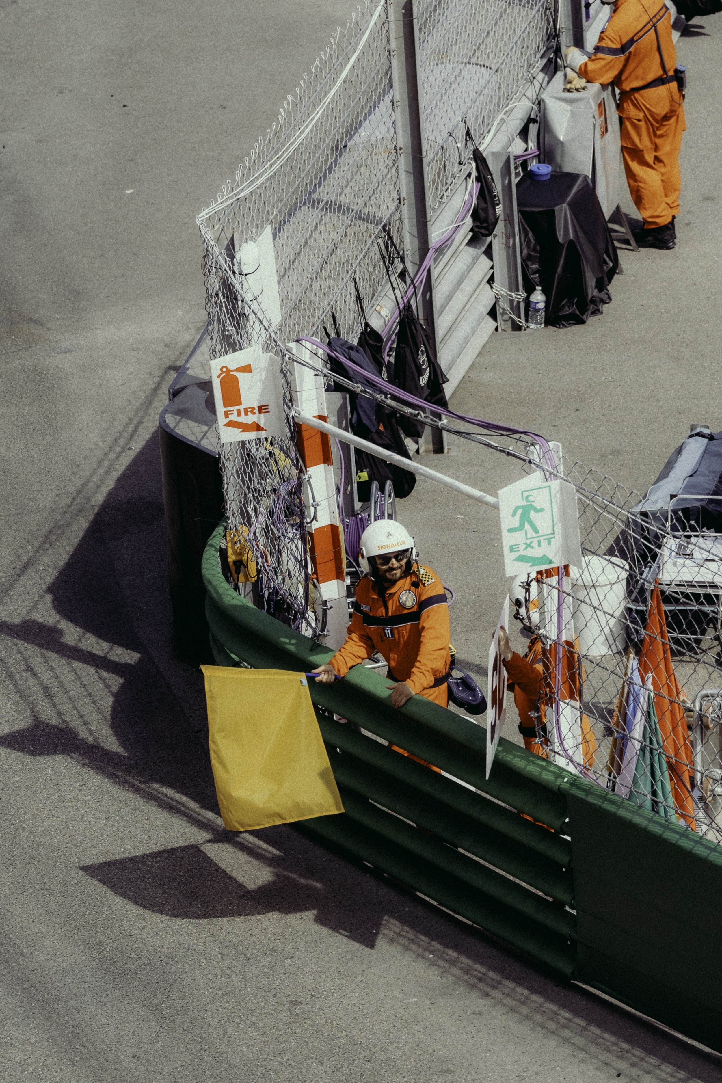 RACE05.jpg