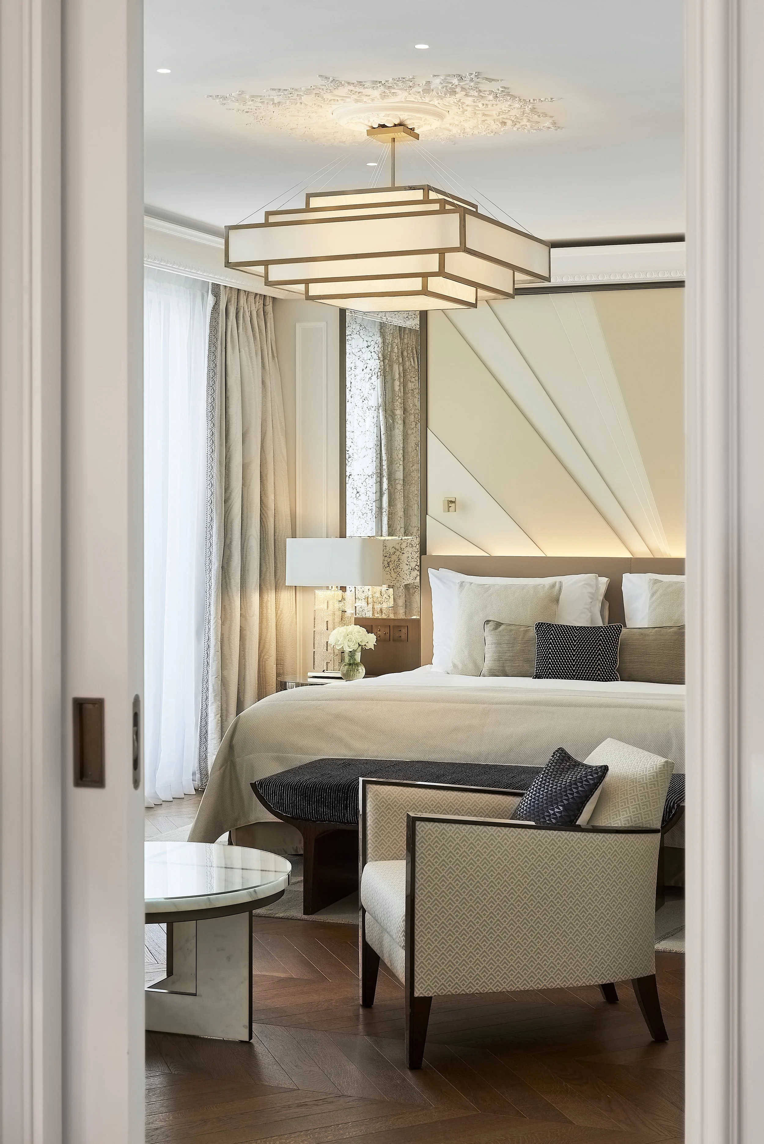 hotel-de-paris-monaco-palace-5-etoiles-suite-deluxe-2023-013.jpg