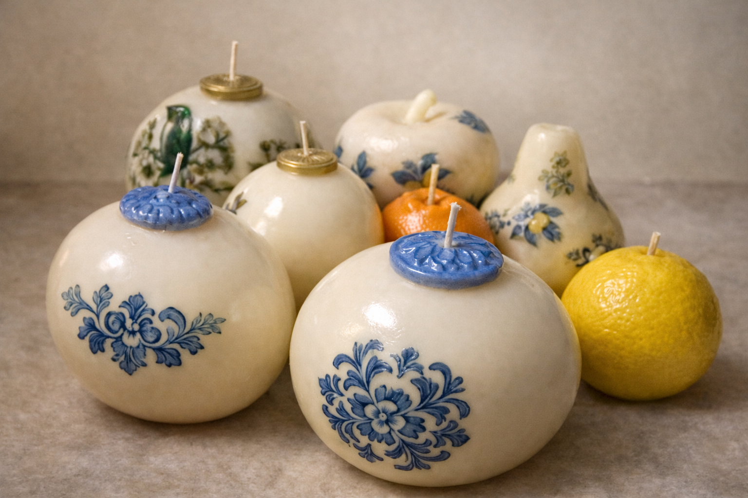 CLASSIC FORMS - A TRADITIONAL 'MELT & MAKE' CANDLE WORKSHOP