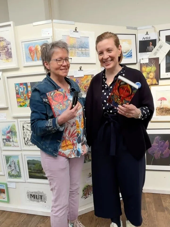 SHE Dares book launch took place today at Kulturwerk Bleichi in collaboration with @frauenverein.wohlen.ag and @shewritersig 
With SHE writers @abhilashasudhirkumar @ritig_m @reji_ramachandran_sadhu @rituriedweg Soham and @artistbrinda 

Moderators w