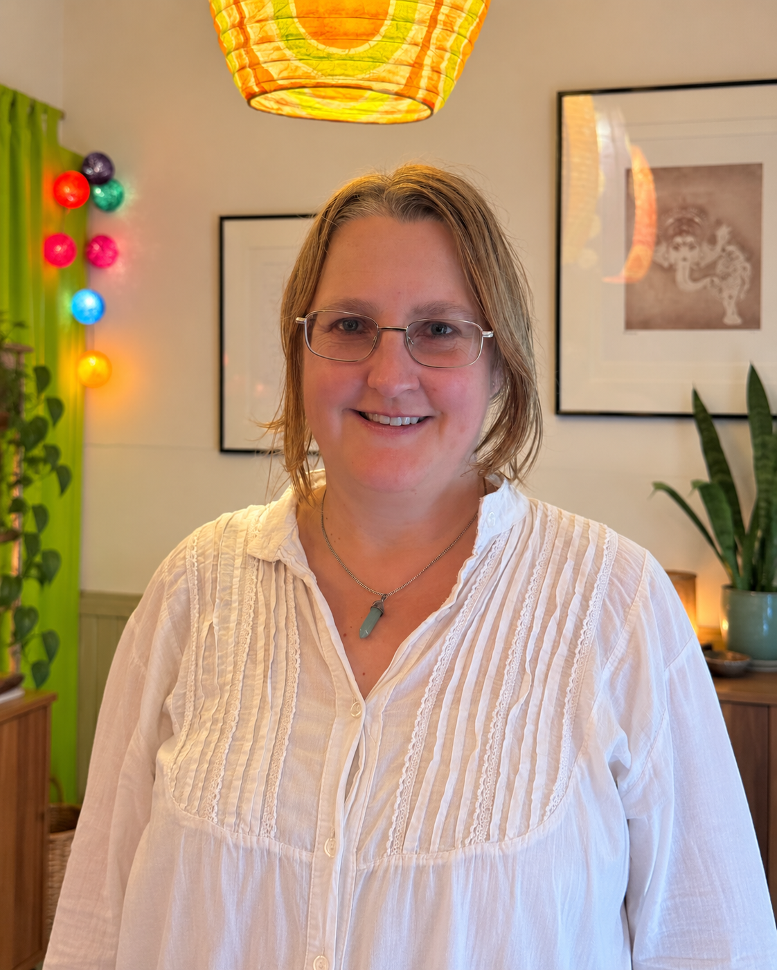 <strong>Elaine Richards</strong><br/>Yoga
