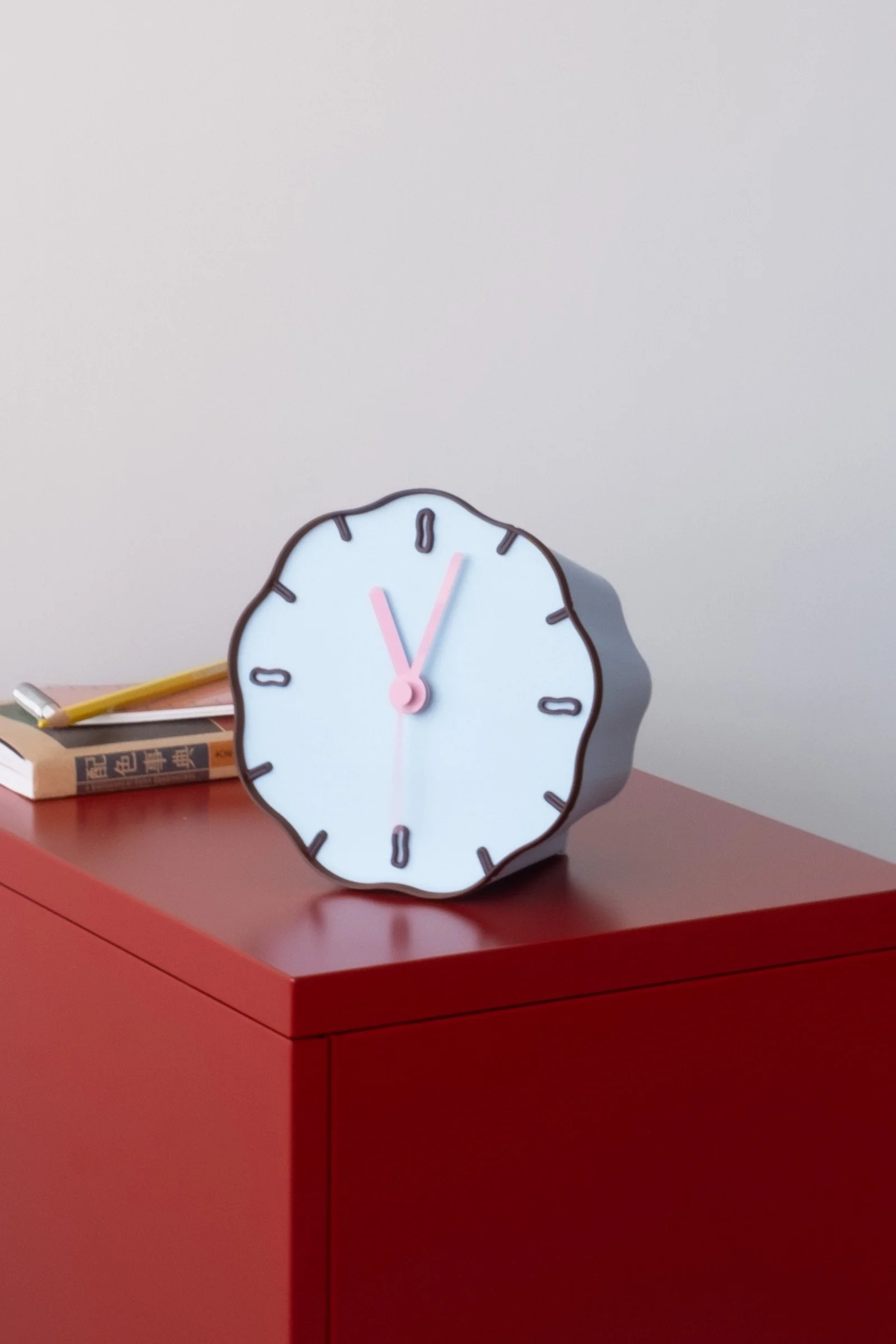 w&l_Horloge_margherita-poser_bleuciel.jpg
