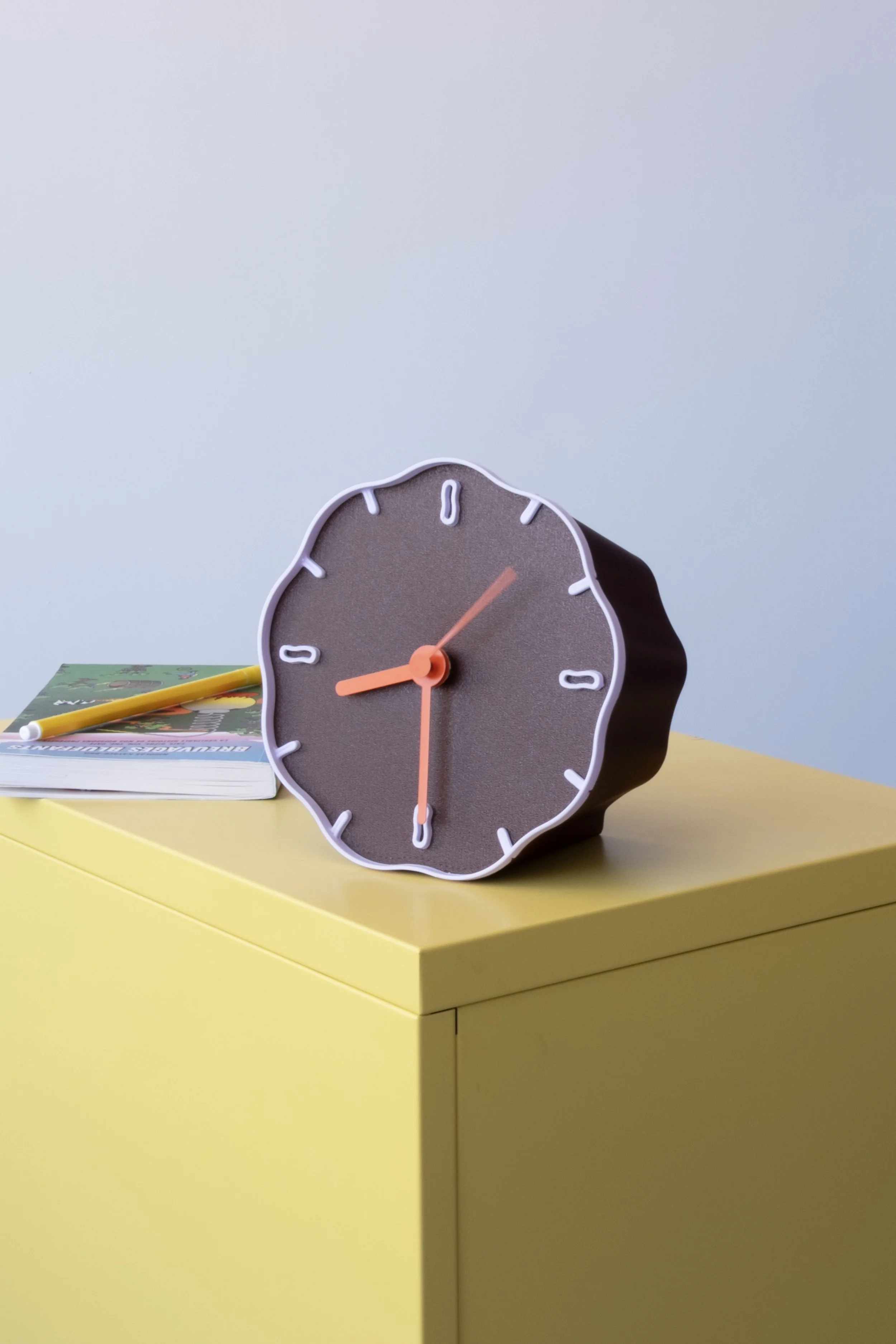 w&l_Horloge_margherita-poser_marron.jpg