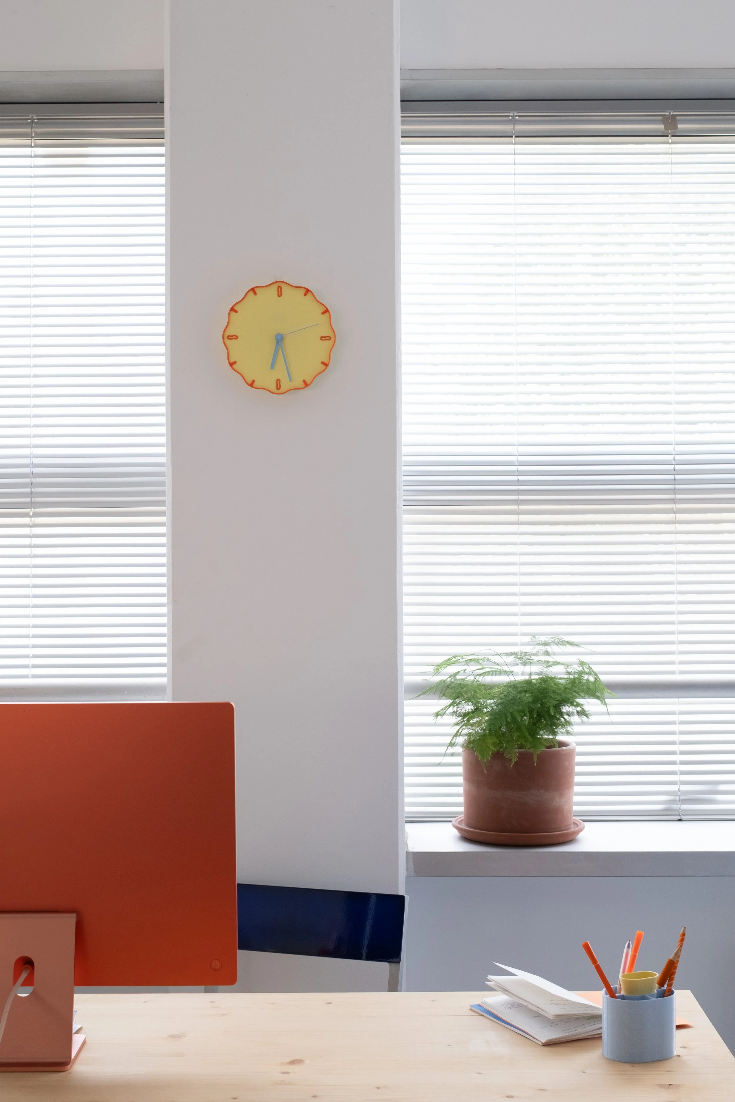 Horloge-jaunepastel.jpg