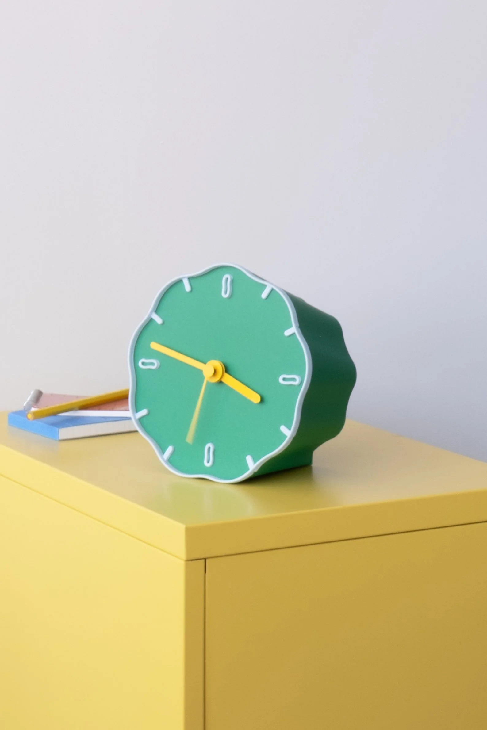 w&l_Horloge_margherita-poser_vert.jpg