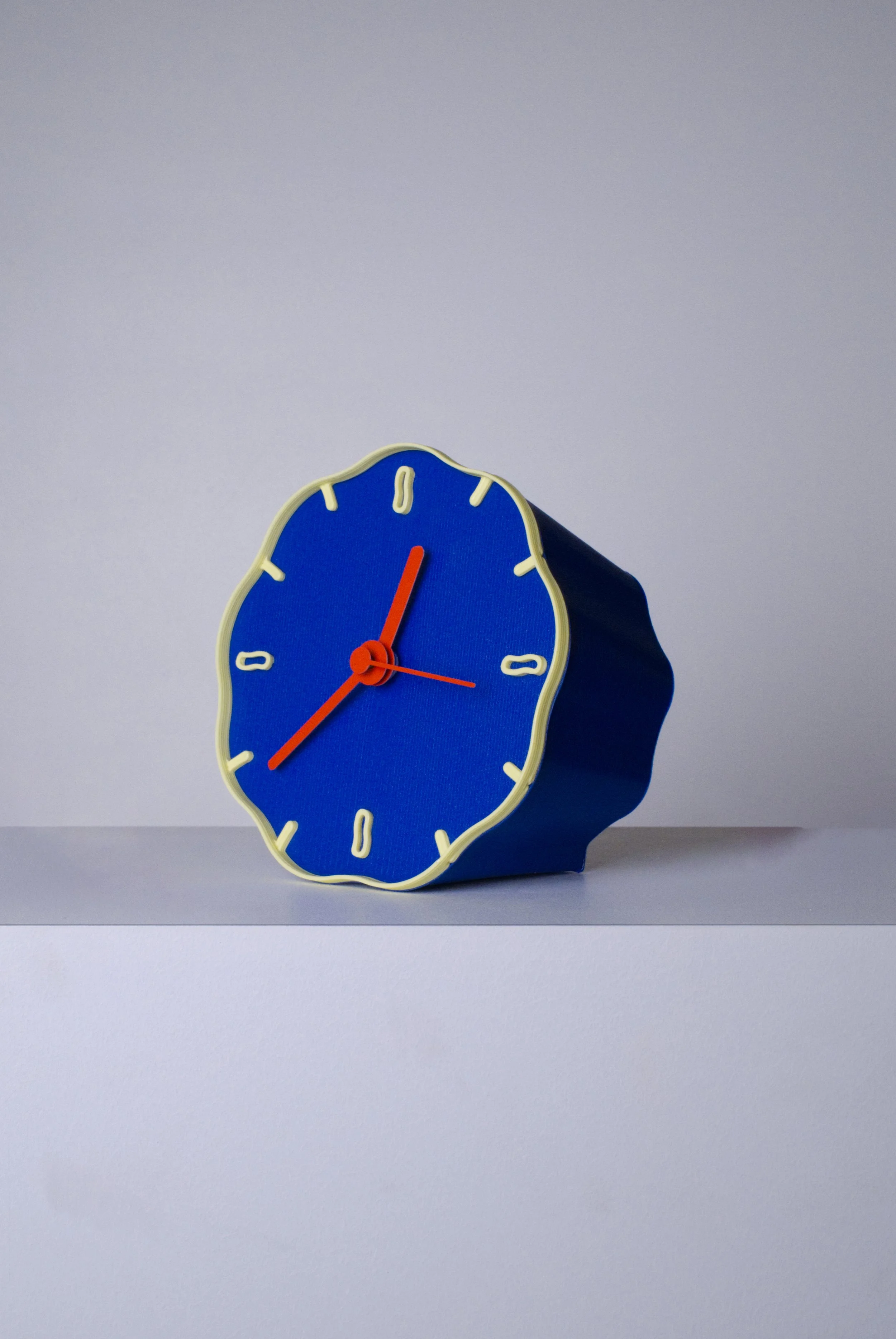 Margherita_bleu_jaunepastel_rouge_15cm_warren&laetitia.jpg
