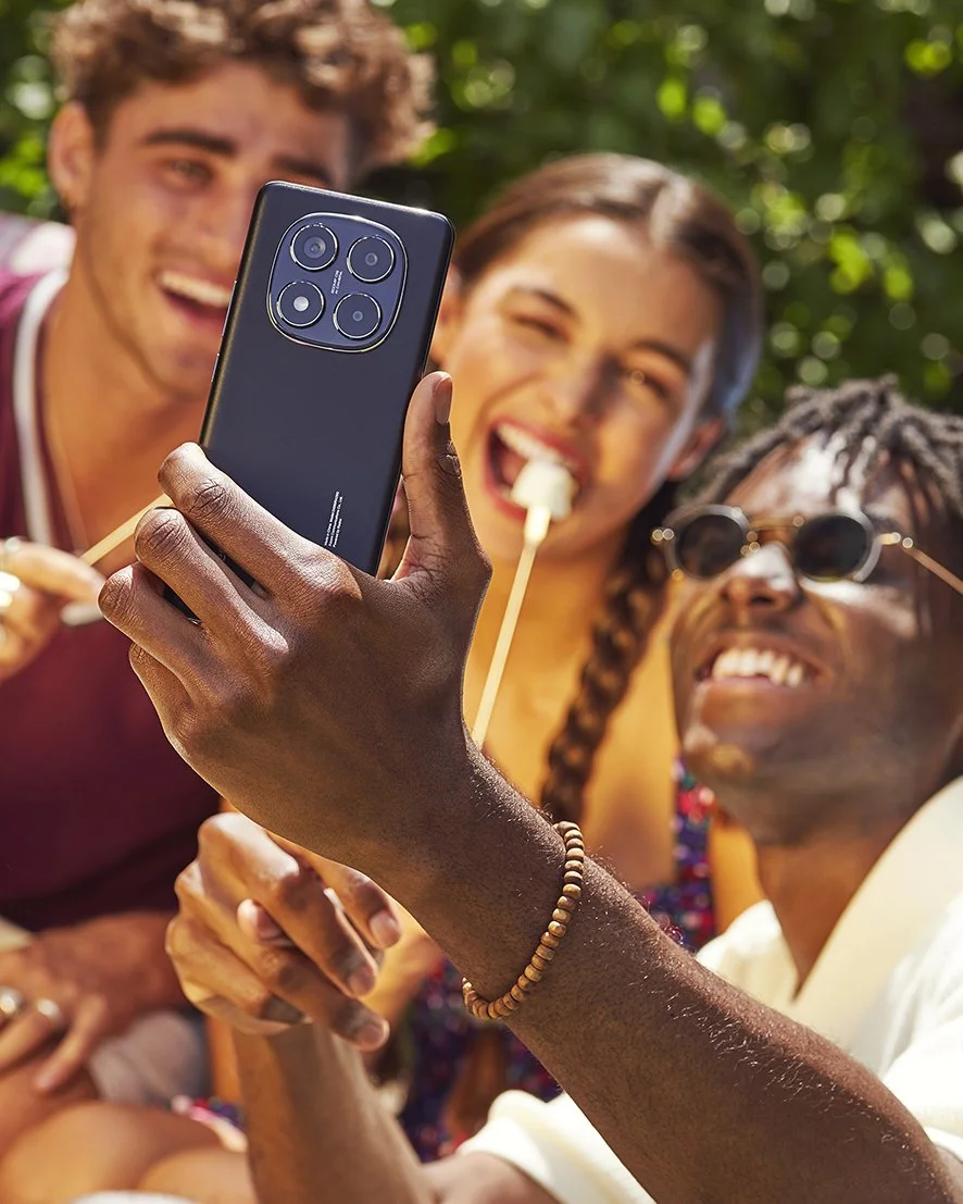 ©MARGAUX HUG X ORANGE FRANCE 2025.jpg