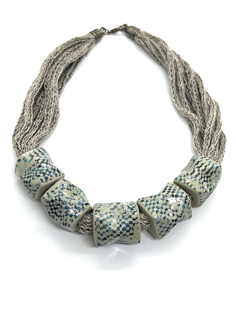 Collier Lin