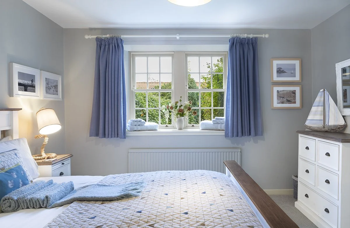 Bedroom 1 - with window straight-on - IMG_0232.jpg