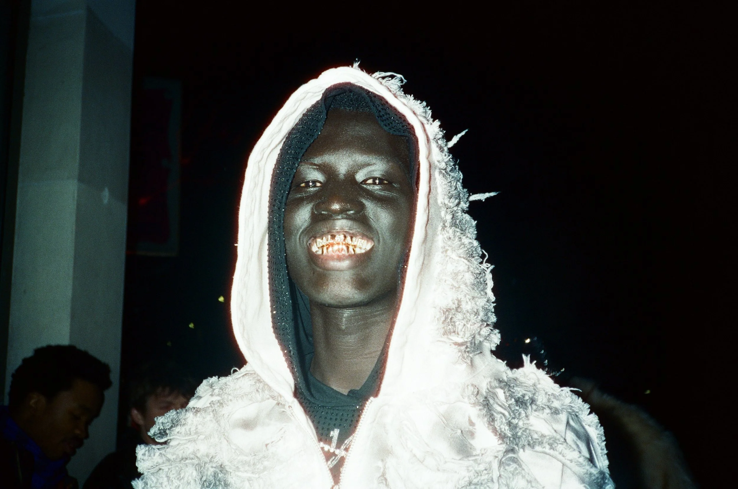 after show party 000087230037.jpg