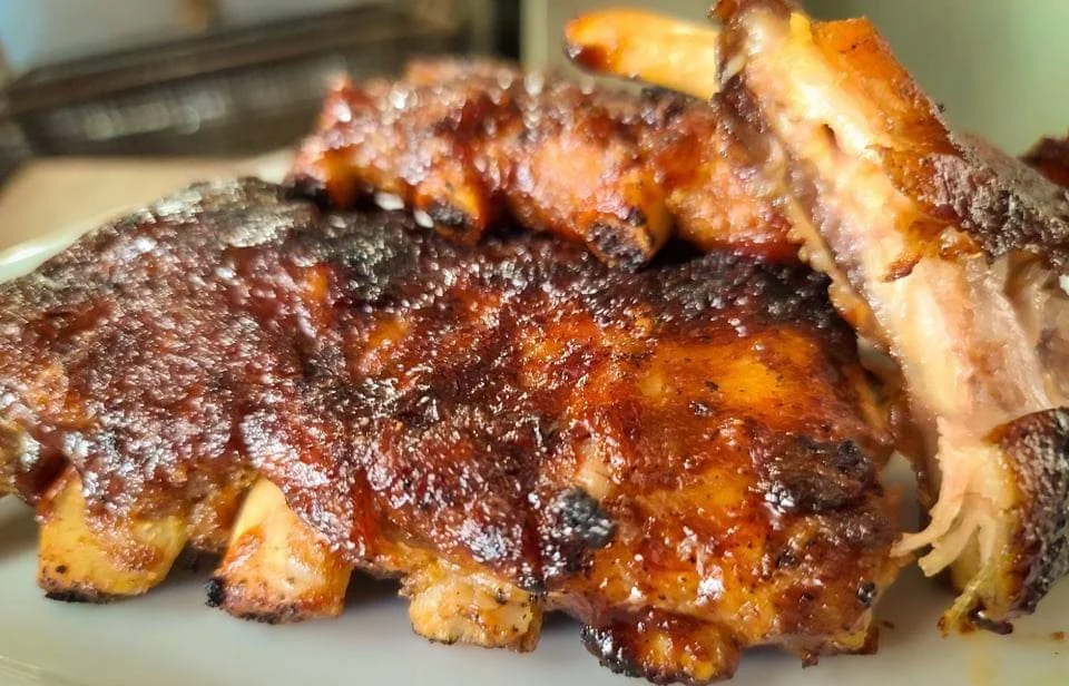 Lou Lou’s Smokehouse