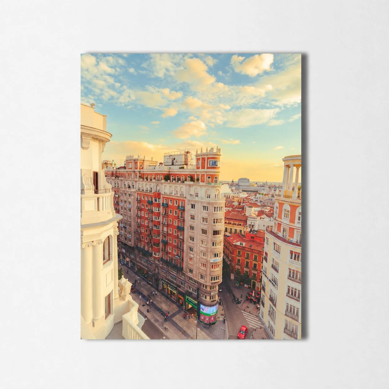 gran-via-callao-madrid-mockup-matched.jpg