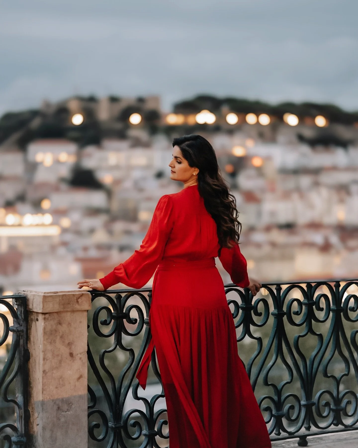 Evening in Lisboa with Asima โจ
.
.
.
.
.
.
#lisbonphotographer #lisboaphotographer #photographerlisbon #photographerlisboa #fotografaemlisboa #lisbonphotoshoot #lisboaphotoshoot #lisbonshoot #lisbonshooting #womentravelphotographers #lisbonportraits