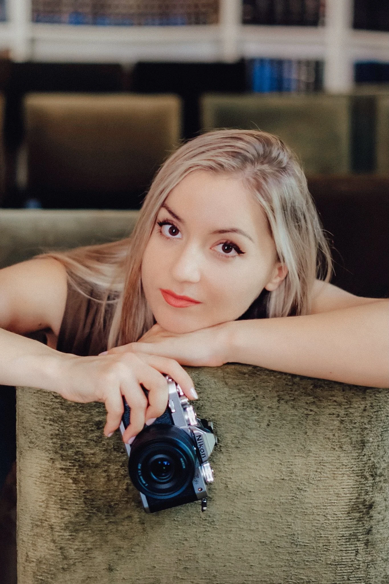 Eugenia Hanganu holding a Nikon camera