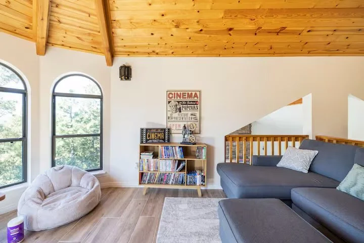 Airbnb LUXE cleaning services and supplies 