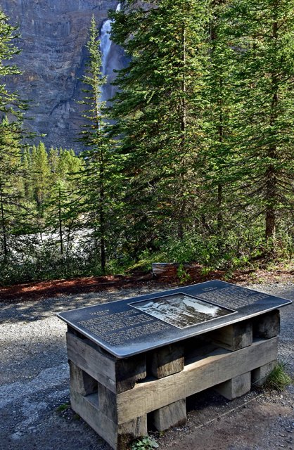 Takakkaw Falls-010
