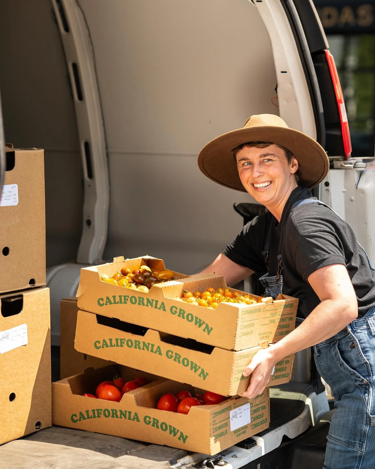 You may recognize this friendly face (and their sweet South African accent 🇿🇦✨). Before managing our farm programs, Lj graduated top of their class in Culinary Artistry and cooked around the world&mdash;always chasing the freshest ingredients.

Cat