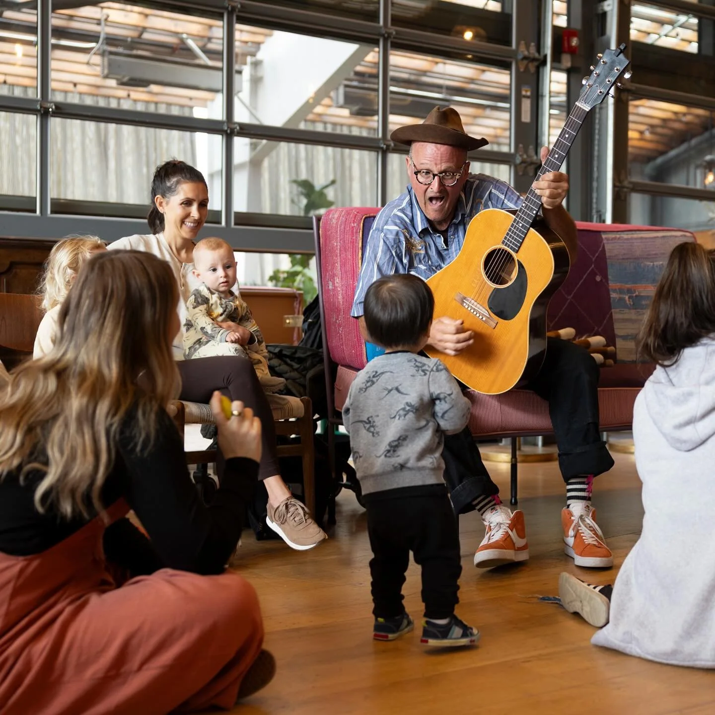 Farmer Arann is back! 🎶 Join us this Friday, Nov 7 from 10&ndash;11 AM for Little Saint Littles &mdash; a morning of sing-alongs, dancing, bubbles, and giggles. Perfect for kiddos with energy to burn (and adults who need a coffee). Stay for brunch a