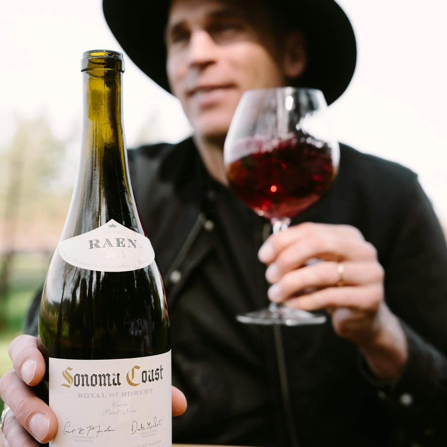 April Featured Winery: @raenwinery 

Founded by fourth-generation winegrowers Carlo and Dante Mondavi, RAEN brings coastal Sonoma to the glass with thoughtful farming, expressive wines, and a deep respect for the land. Our $35 featured flight is your