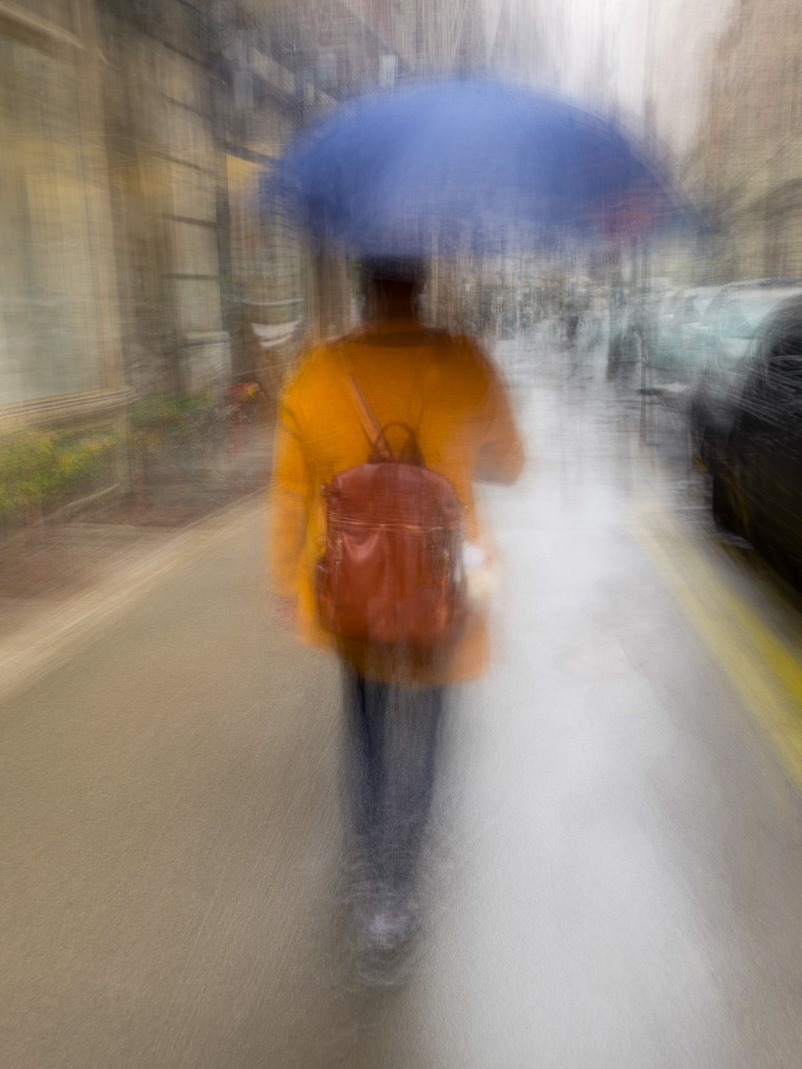  In the absence of detail, visual cues (in this case the umbrella) can help frame a story 