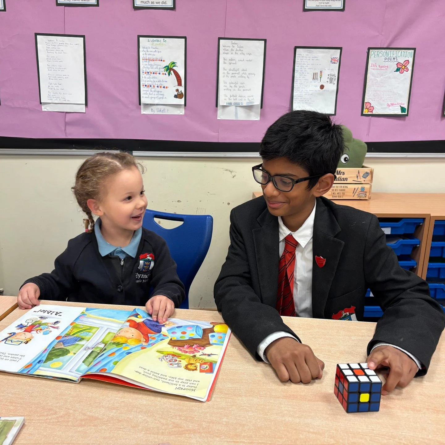 This week, our Infant and Junior Schools enjoyed one of our favourite traditions, Buddy Reading.

Across the whole school, older and younger pupils paired up to share stories, build confidence and spend time together.

📖 Year 6 were wonderful readin