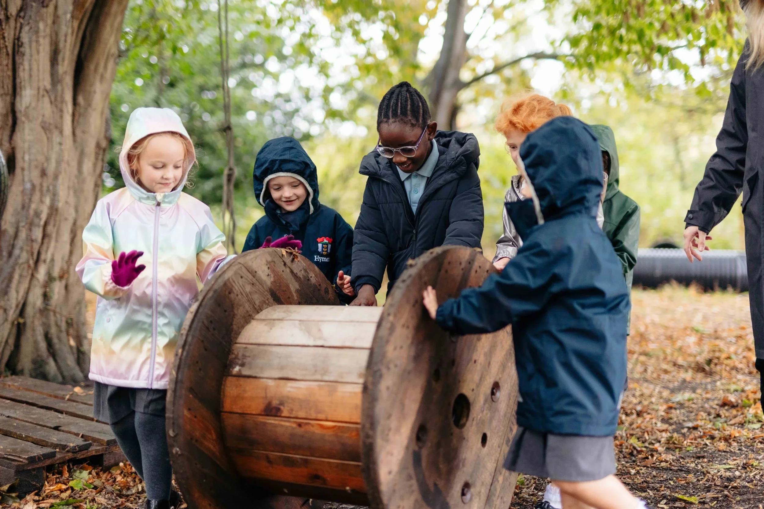 Forest-School-learning-at-Hymers-Infant-School.jpg.webp